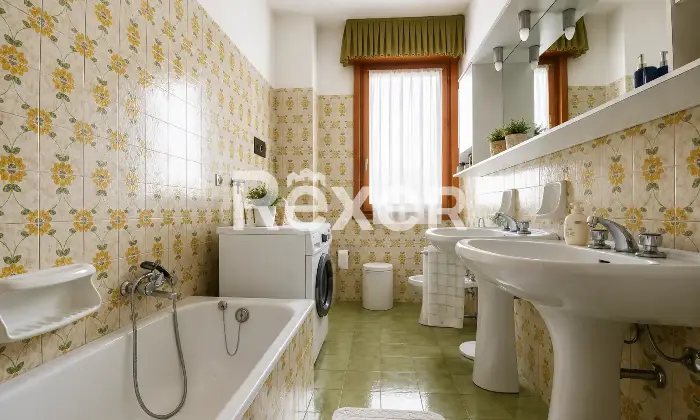 Rexer-Pordenone-Luminoso-appartamento-con-ambienti-ampi-e-funzionali-Altro