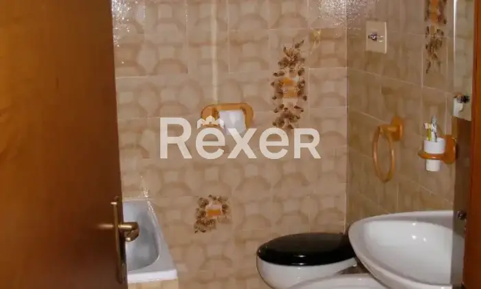 Rexer-Angolo-Terme-Appartamento-in-vendita-in-Localit-Vareno-ad-Angolo-Terme-Altro