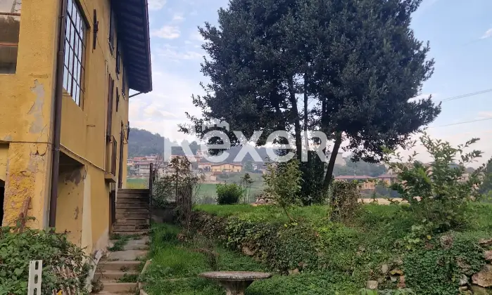 Rexer-Castro-Casolare-in-vendita-in-Via-Poltragno-a-Castro-Altro