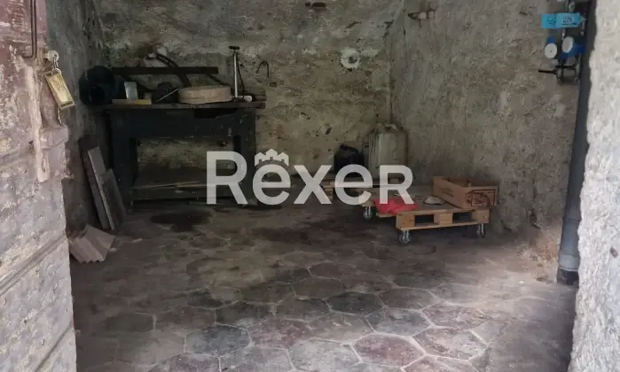 Rexer-Castro-Casolare-in-vendita-in-Via-Poltragno-a-Castro-Altro