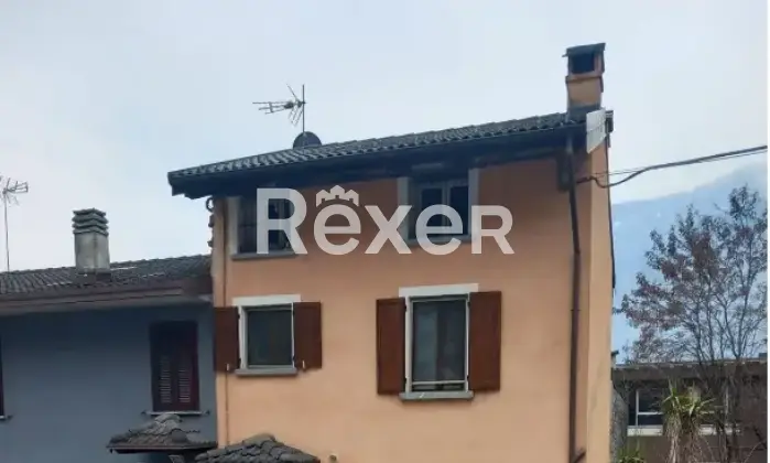Rexer-Cercino-Villa-in-vendita-Altro