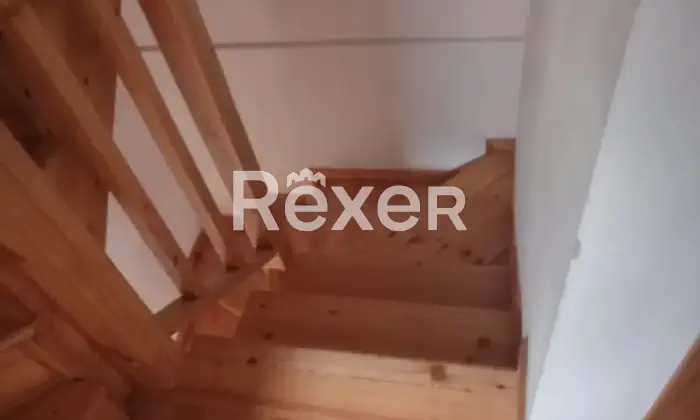 Rexer-Cercino-Villa-in-vendita-Altro