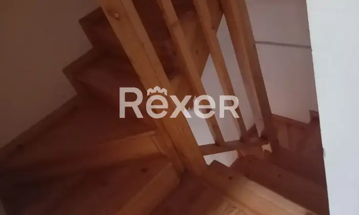Rexer-Cercino-Villa-in-vendita-Altro
