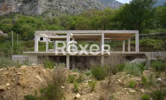 Rexer-Capaccio-Paestum-Rustico-in-costruzione-in-terreno-panoramico-Terrazzo