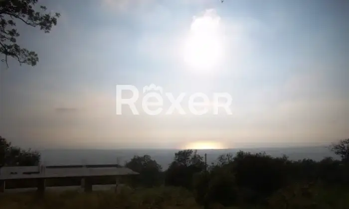 Rexer-Capaccio-Paestum-Rustico-in-costruzione-in-terreno-panoramico-Giardino