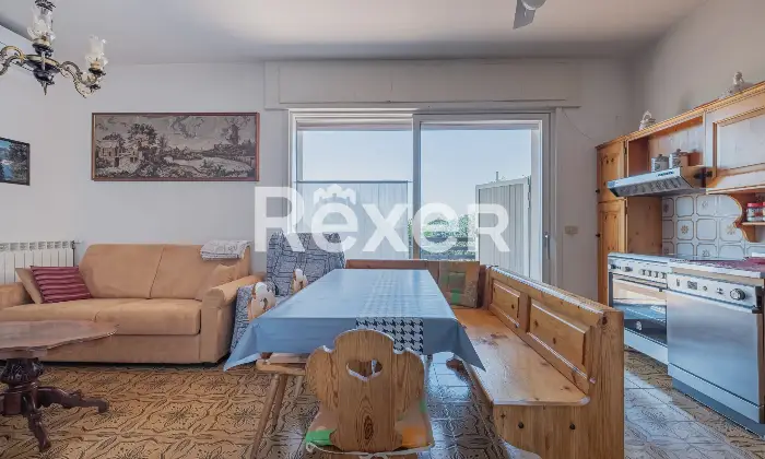 Rexer-Roma-Appartamento-trilocale-a-Roma-Loc-Cesano-Altro