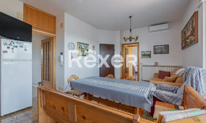 Rexer-Roma-Appartamento-trilocale-a-Roma-Loc-Cesano-Altro