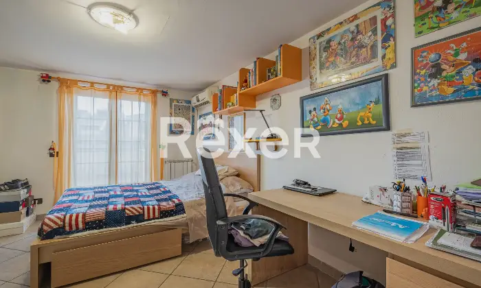 Rexer-Marco-Simone-Villa-a-schiera-con-box-auto-Altro