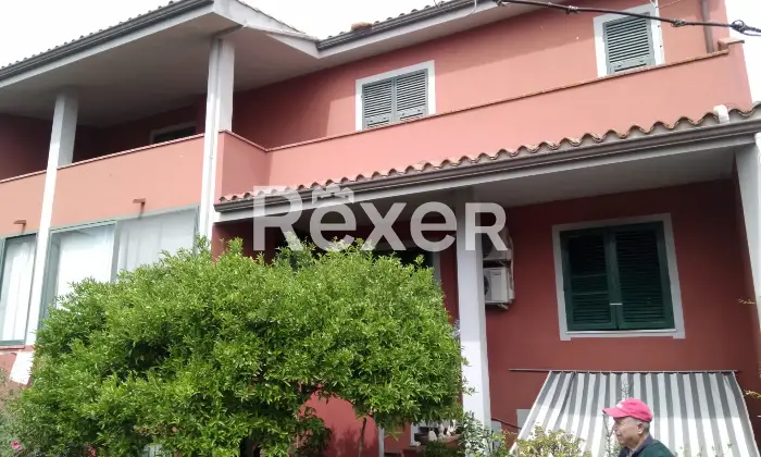 Rexer-Riola-Sardo-Vendesi-casa-indipendente-Via-Giovanni-Pascoli-Riola-Sardo-OR-Altro