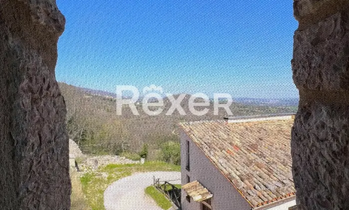Rexer-Caldarola-Casatorre-medievale-in-vendita-in-Localit-Vestignano-a-Caldarola-Altro