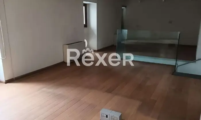 Rexer-Roma-Stabile-Palazzo-in-vendita-a-Roma-Altro