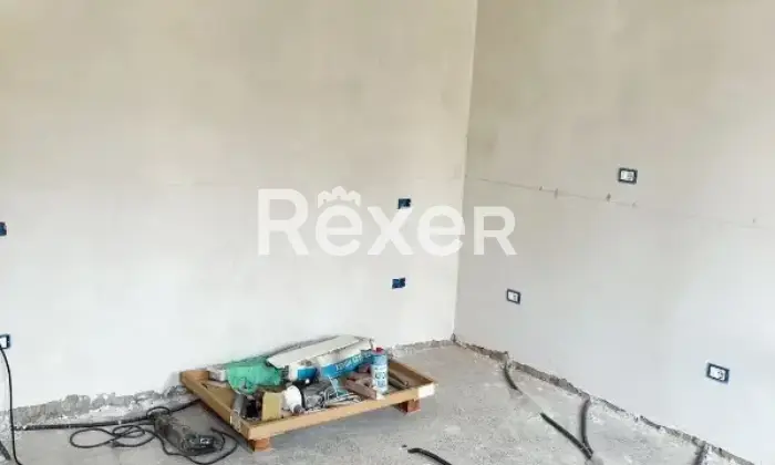 Rexer-Casteggio-Appartamento-negozio-in-vendita-in-Via-Emilia-a-Casteggio-Altro