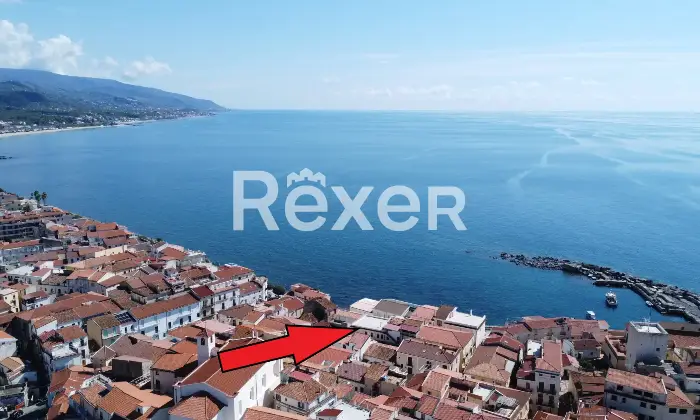 Rexer-Diamante-Ampio-e-panoramico-appartamento-con-sovrastante-terrazzo-da-mq-Terrazzo