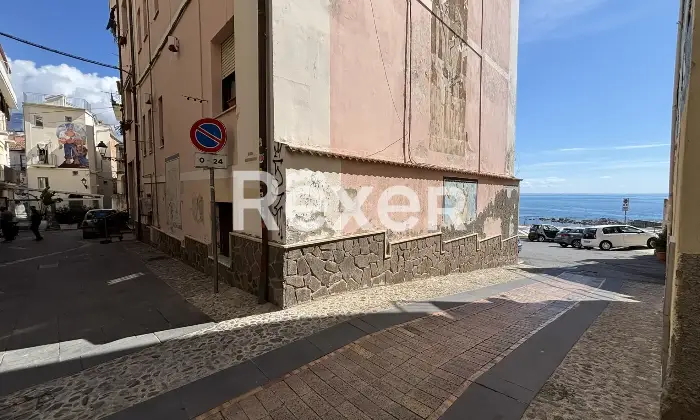 Rexer-Diamante-Ampio-e-panoramico-appartamento-con-sovrastante-terrazzo-da-mq-Terrazzo