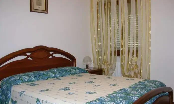 Rexer-San-Felice-Circeo-Appartamento-vacanze-a-San-Felice-Circeo-CAMERA-DA-LETTO