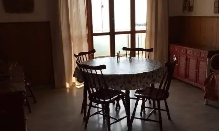 Rexer-Formia-Case-vacanze-fronte-mare-SALONE