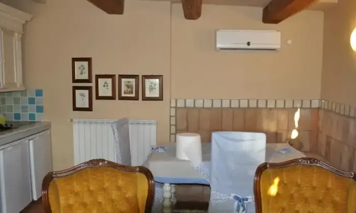 Rexer-Viterbo-Appartamento-con-terrazza-a-Viterbo-CUCINA