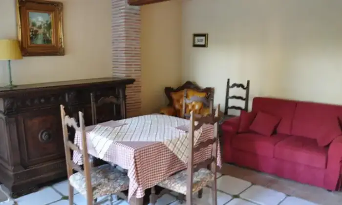 Rexer-Viterbo-Appartamento-Superior-a-Viterbo-SALONE