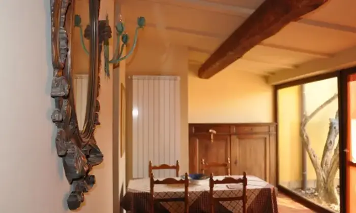 Rexer-Viterbo-Appartamento-Superior-a-Viterbo-SALONE