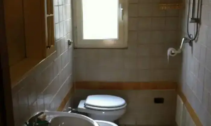 Rexer-Ardea-Appartamento-in-residence-ad-Ardea-BAGNO