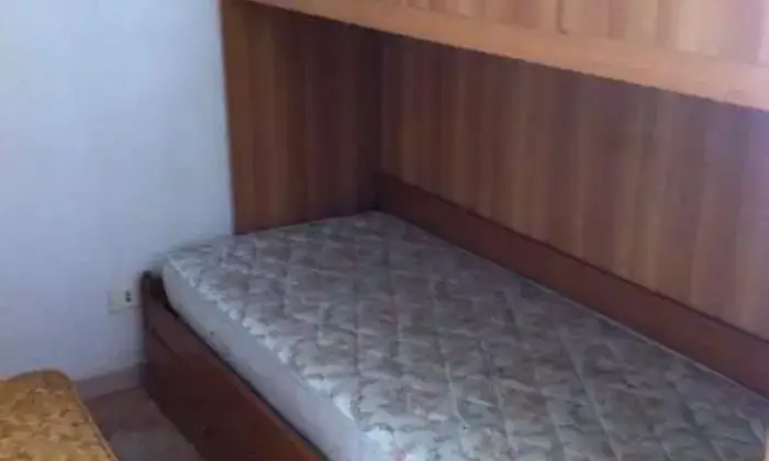 Rexer-Ardea-Appartamento-in-residence-ad-Ardea-CAMERA-DA-LETTO