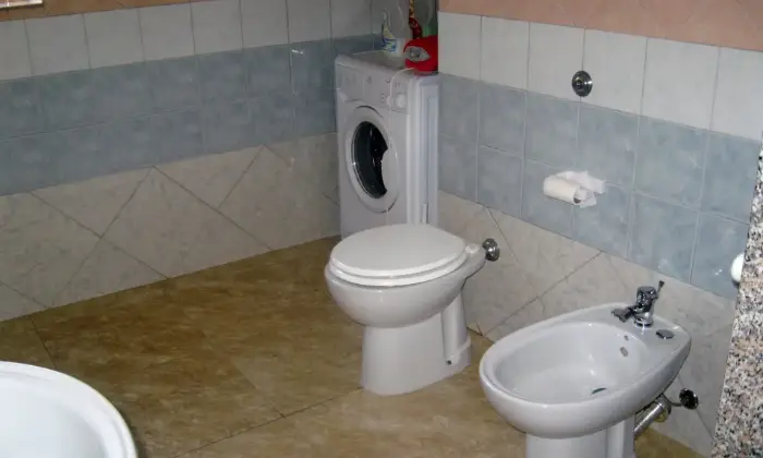 Rexer-Portoscuso-Appartamento-vacanze-a-Portoscuso-BAGNO