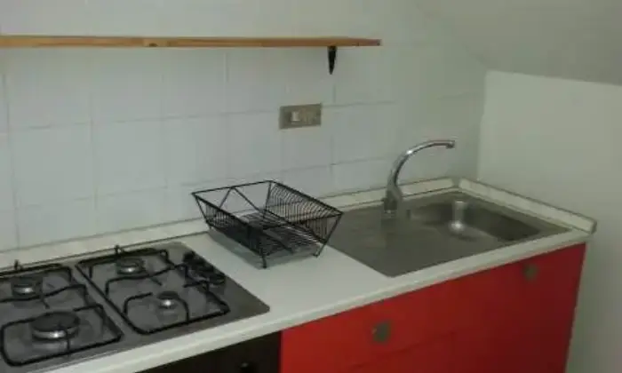 Rexer-Lanzo-Torinese-Bilocale-arredato-a-Lanzo-Torinese-CUCINA