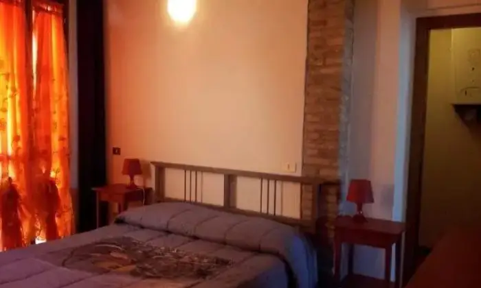 Rexer-Parma-Bilocale-a-Parma-CAMERA-DA-LETTO