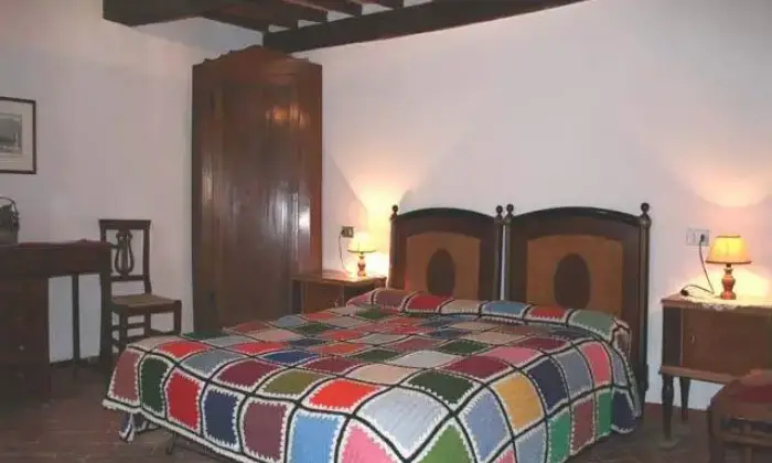 Rexer-Bibbiena-Villetta-a-Bibbiena-CAMERA-DA-LETTO