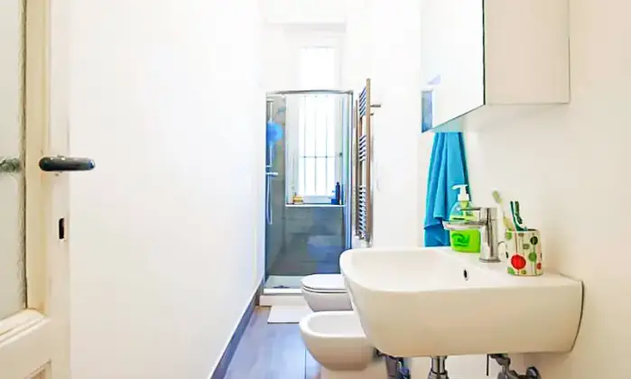 Rexer-Milano-Posto-letto-per-brevissimi-periodi-BAGNO