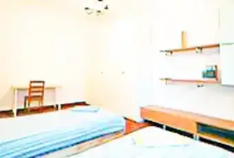 Rexer-Milano-Posto-letto-per-brevissimi-periodi-CAMERA-DA-LETTO