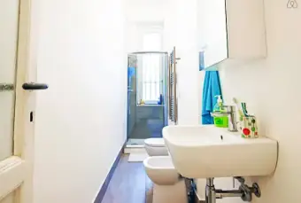 Rexer-Milano-Camera-in-affitto-per-brevissimi-periodi-BAGNO