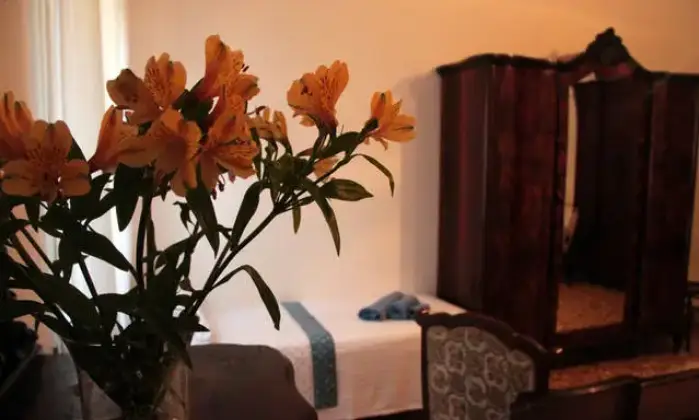 Rexer-Trapani-Casa-vacanza-con-giardino-CAMERA-DA-LETTO