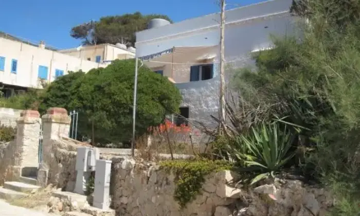Rexer-Favignana-Villetta-sul-mare-GIARDINO