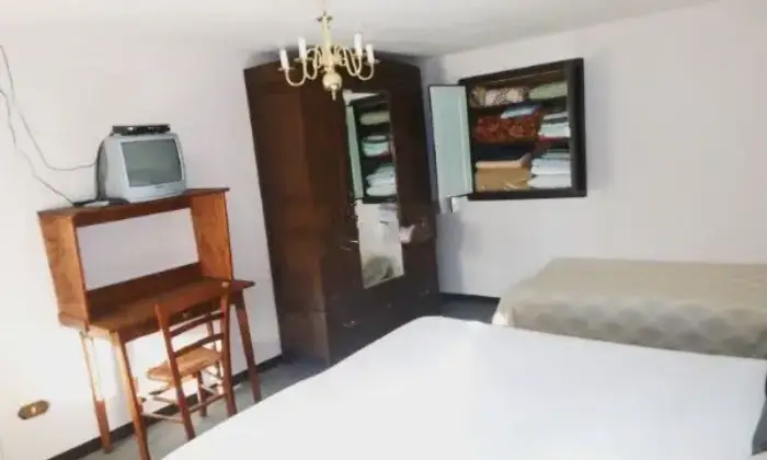 Rexer-Cravagliana-Affitto-di-bilocale-in-frazione-brugaro-snc-Cravagliana-CAMERA-DA-LETTO