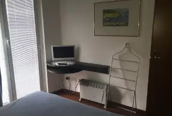 Rexer-Manerba-del-Garda-LAGO-DI-GARDA-Manerba-km-da-Desenzano-del-Garda-Appartamento-FRONTE-LAGO-In-residence-CAMERA-DA-LETTO