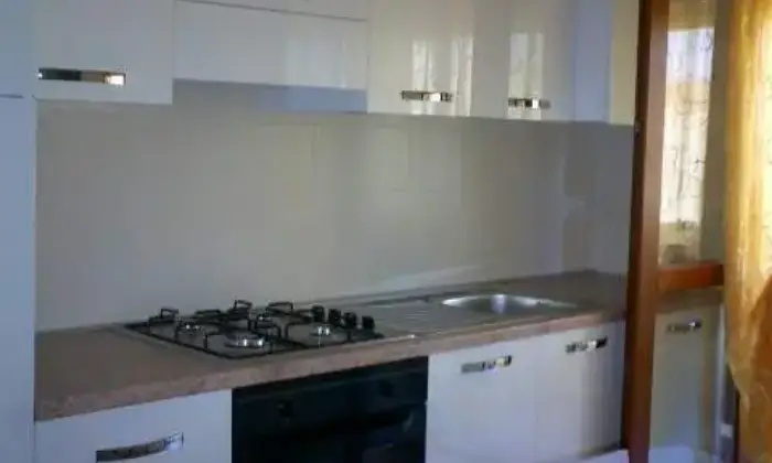 Rexer-Rovigo-Mini-appartamento-nuovo-arredato-per-una-persona-CUCINA