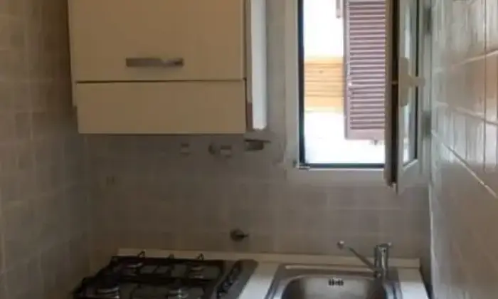 Rexer-Roma-Affitto-di-casa-indipendente-CUCINA