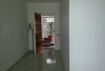 Rexer-Pozzuoli-In-affitto-Attico-Mansarda-via-Coste-Angelo-Pozzuoli-INGRESSO