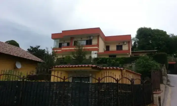 Rexer-Pozzuoli-In-affitto-Attico-Mansarda-via-Coste-Angelo-Pozzuoli-ALTRO