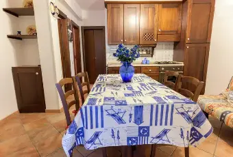 Rexer-Fiumicino-Appartament-Passoscuro-Bambin-Ges-CUCINA