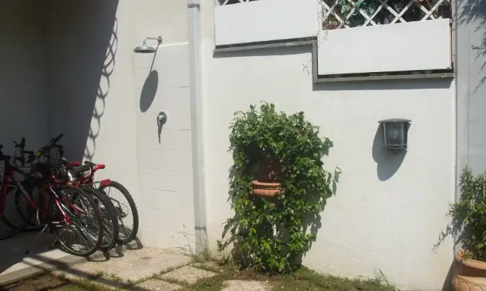 Rexer-Anzio-Affitto-porzione-di-villino-a-LAVINIO-GIARDINO