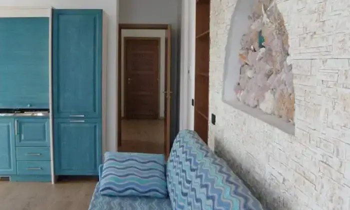Rexer-Messina-Affittasi-appartamento-a-picco-sul-mare-SALONE
