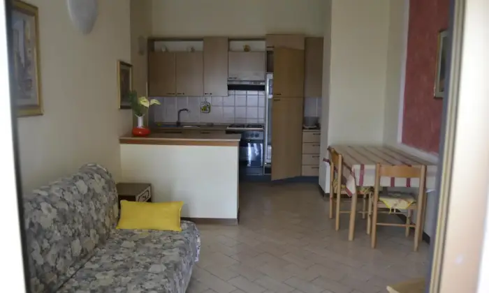 Rexer-Montespertoli-Appartamento-CUCINA