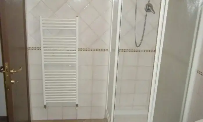 Rexer-Bologna-Appartamento-monolocale-BAGNO