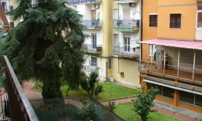 Rexer-Napoli-Trilocale-a-Napoli-BALCONE