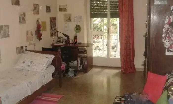 Rexer-Roma-Stanza-in-appartamento-CAMERA-DA-LETTO
