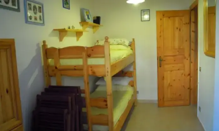 Rexer-Ardea-Mesi-estivi-luglio-agosto-CAMERA-DA-LETTO