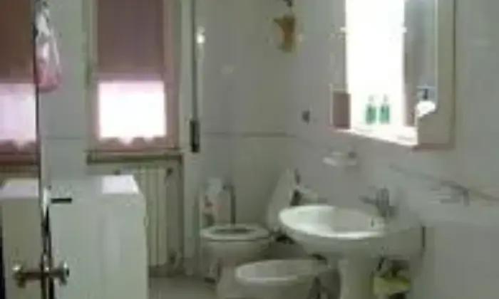 Rexer-Benevento-TI-SPOSI-DEVI-OSPITARE-BAGNO