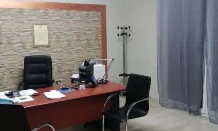 Rexer-Lizzano-Stanza-per-uso-ufficio-o-studio-ALTRO
